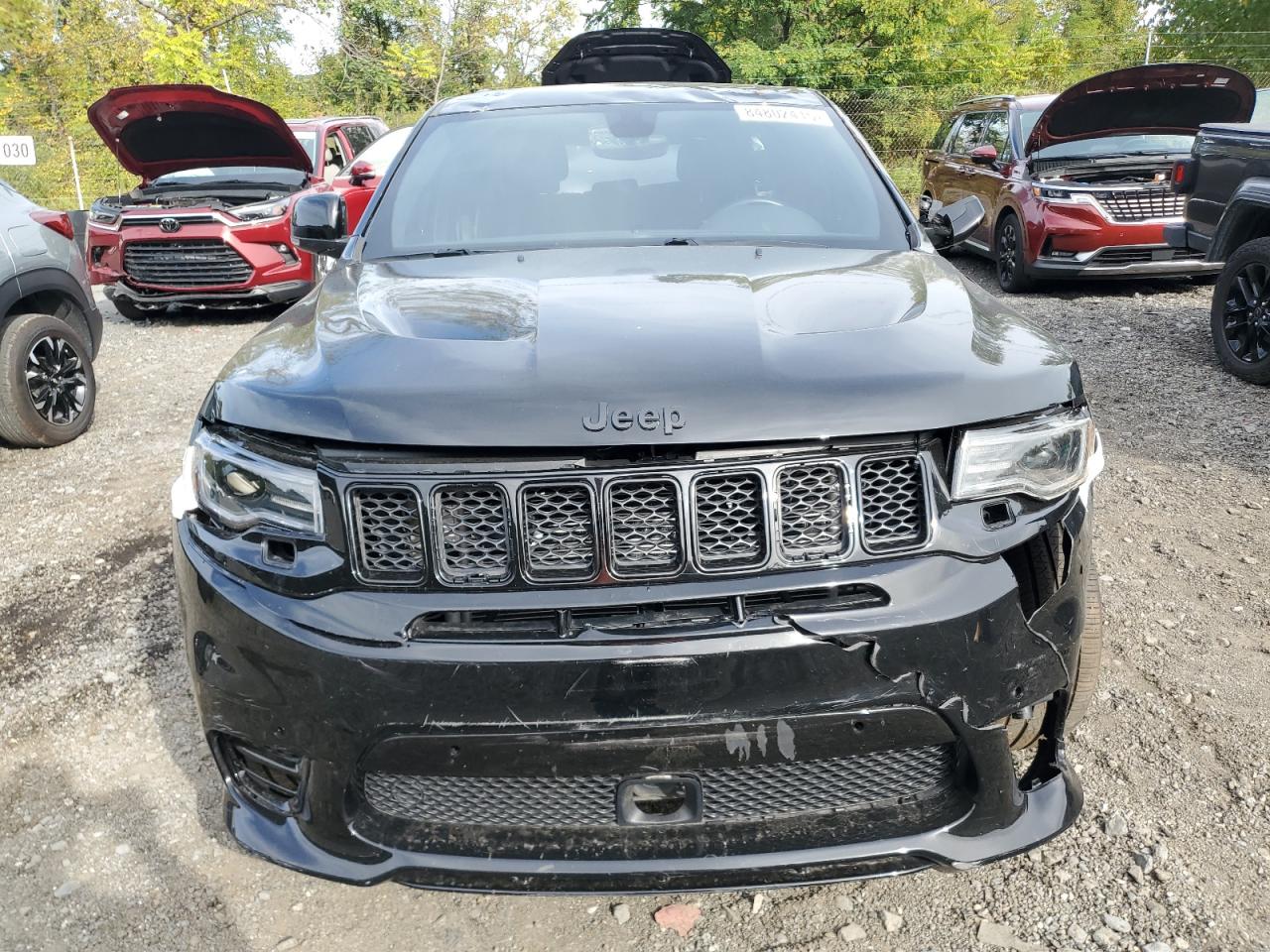 JEEP GRAND CHEROKEE SRT-8