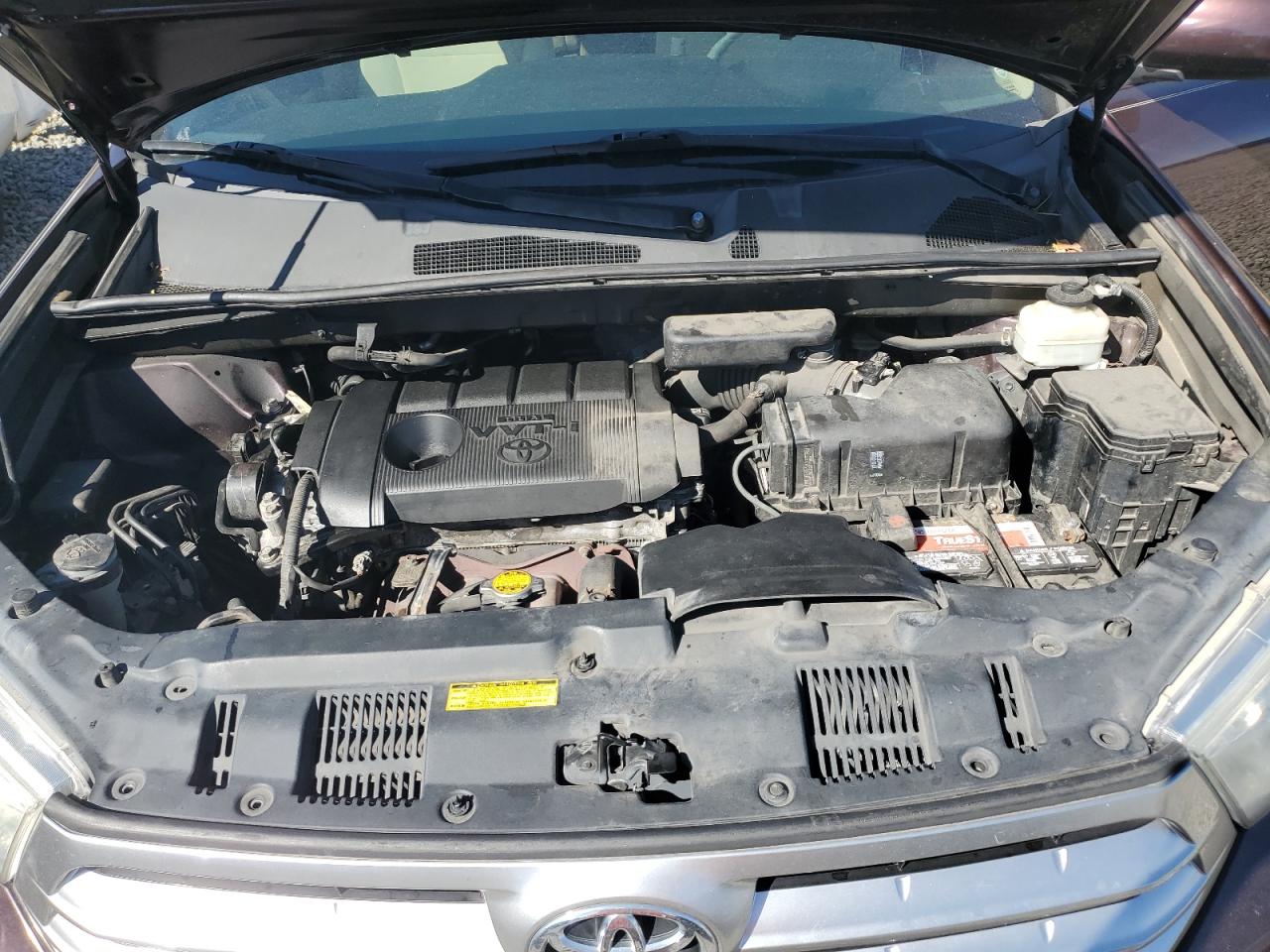 TOYOTA HIGHLANDER BASE