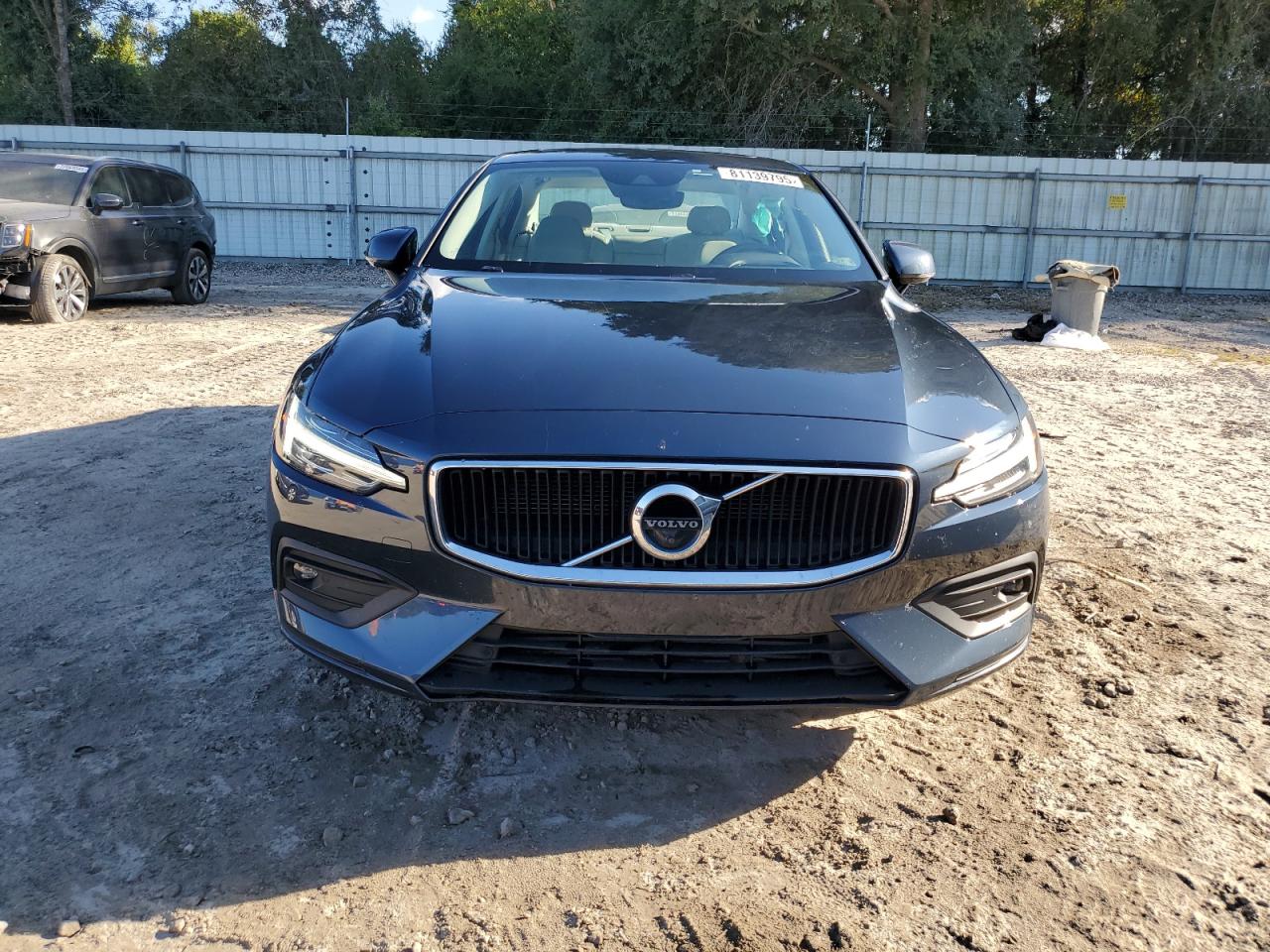 VOLVO S60 T5 MOMENTUM