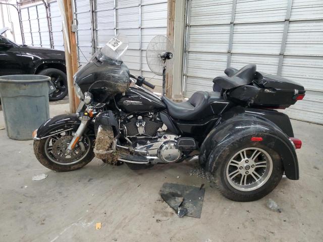 2017 HARLEY-DAVIDSON FLHTCUTG TRI GLIDE ULTRA 1HD1MAD1XHB860259