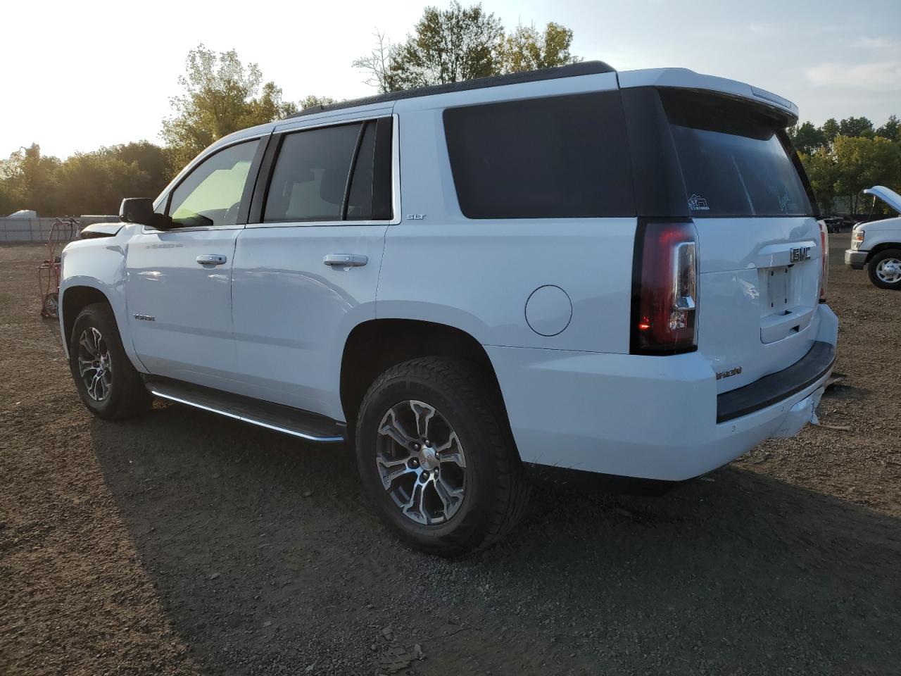 GMC YUKON SLT