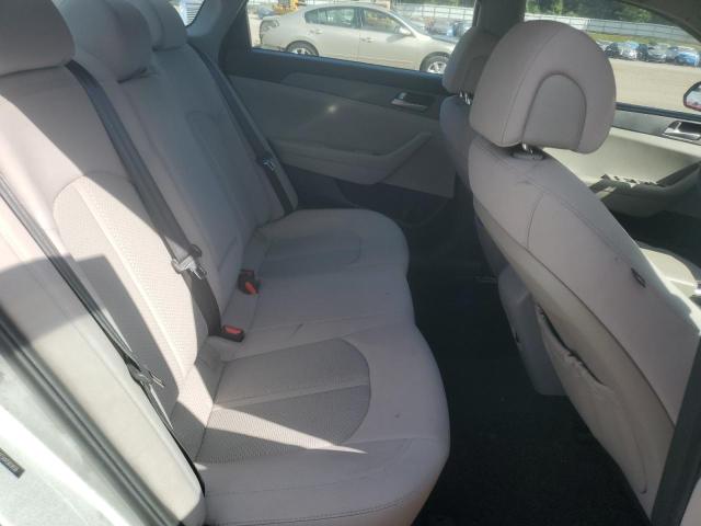 2017 HYUNDAI SONATA SE 5NPE24AF5HH565658