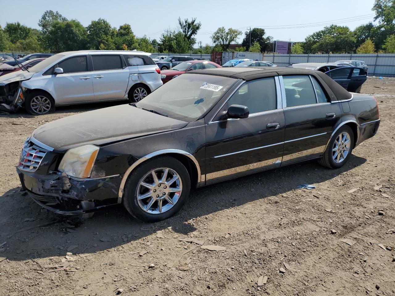 CADILLAC DTS LUXURY COLLECTION