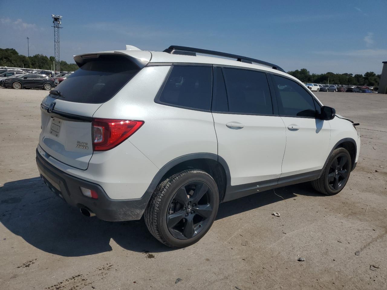 HONDA PASSPORT ELITE