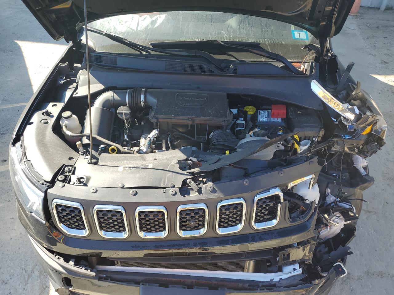 JEEP COMPASS LATITUDE LUX