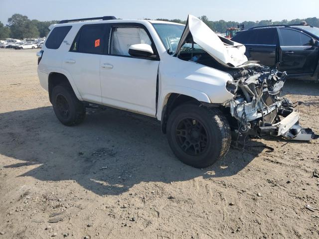 2019 TOYOTA 4RUNNER SR - JTEBU5JR8K5685096