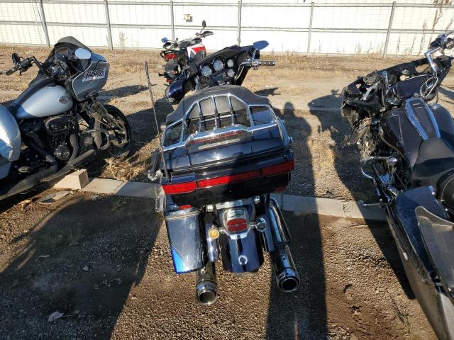 2011 HARLEY-DAVIDSON FLHTCUSE6 1HD1PR816BB955926