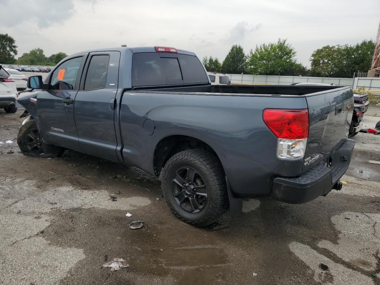 TOYOTA TUNDRA DOUBLE CAB SR5