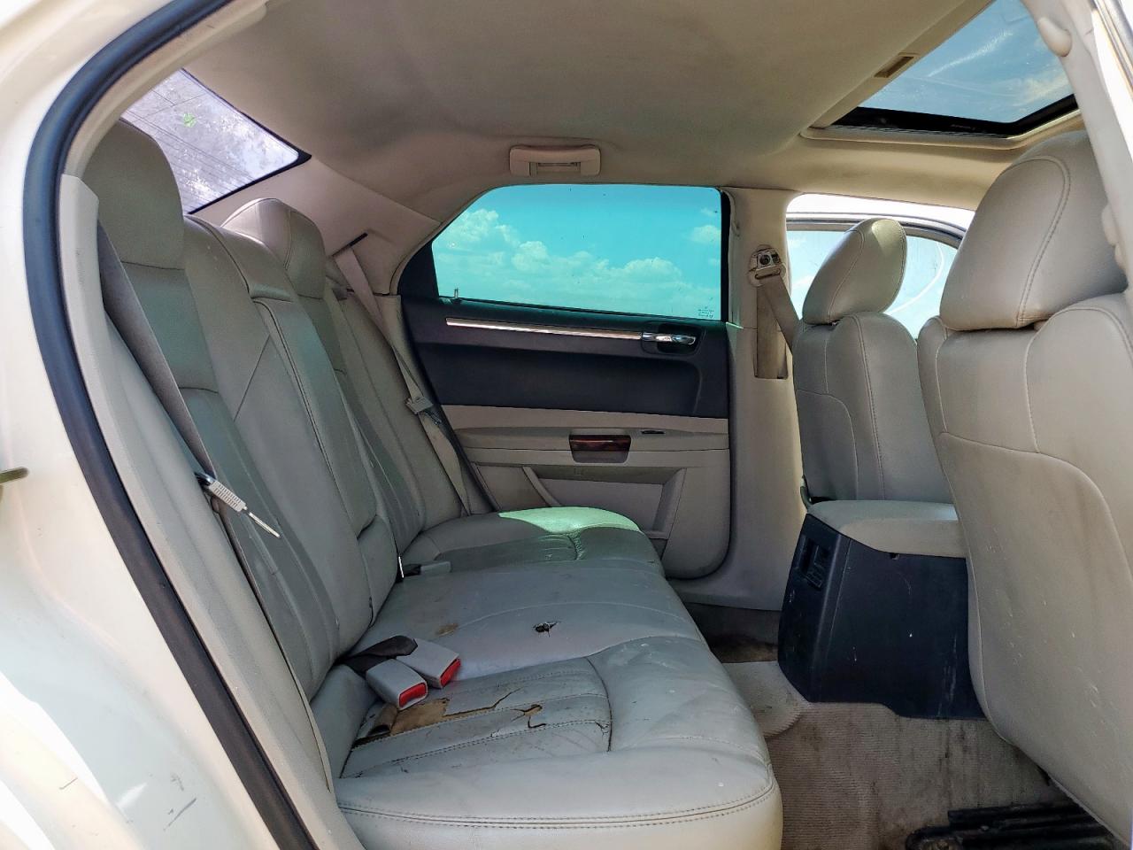 Lot #3241687319 2007 CHRYSLER 300C