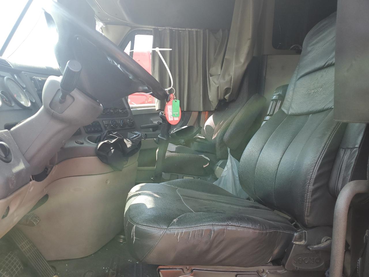 Lot #3302885912 2014 FREIGHTLINER CASCADIA 1