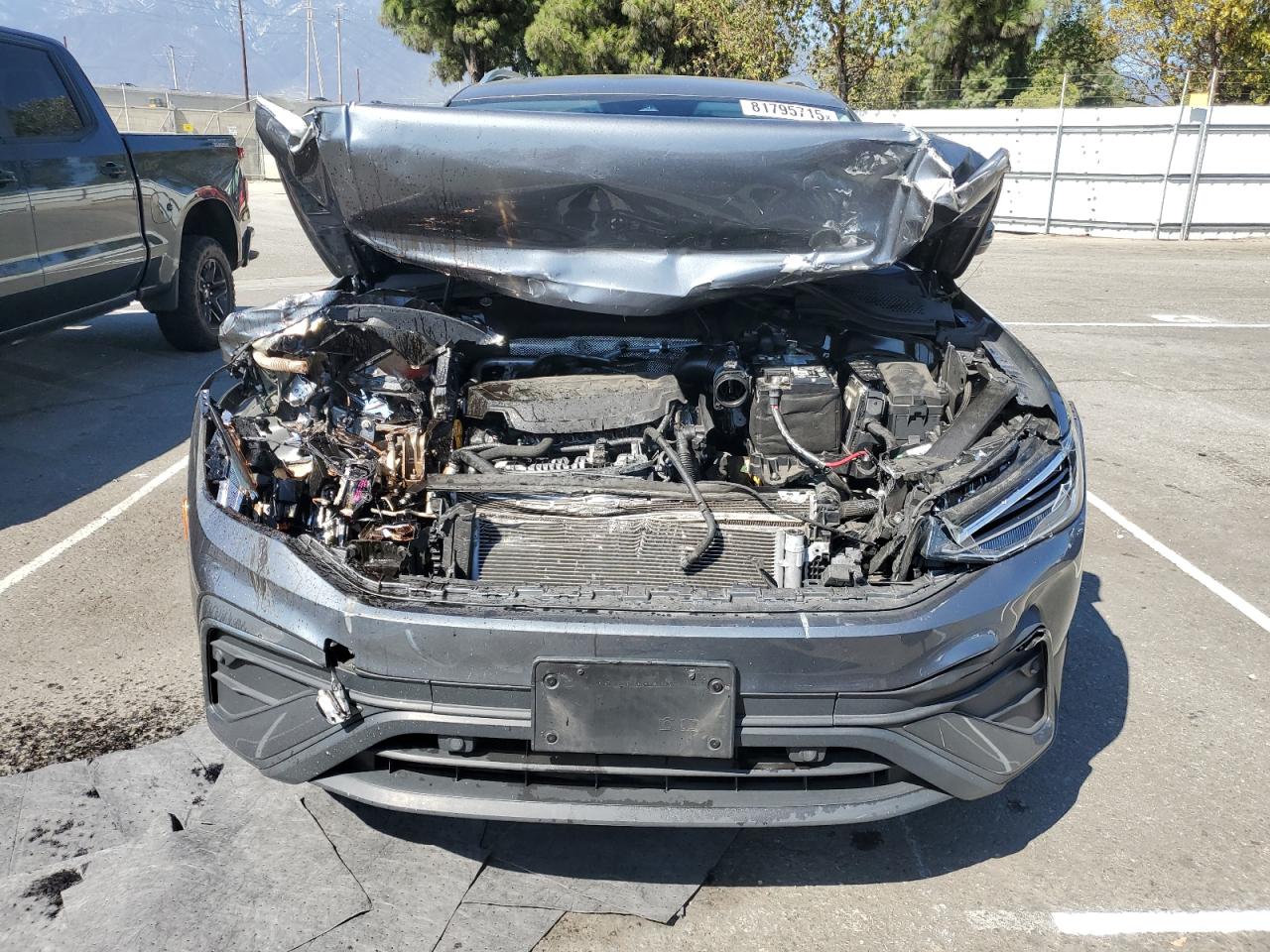 VOLKSWAGEN TIGUAN SE