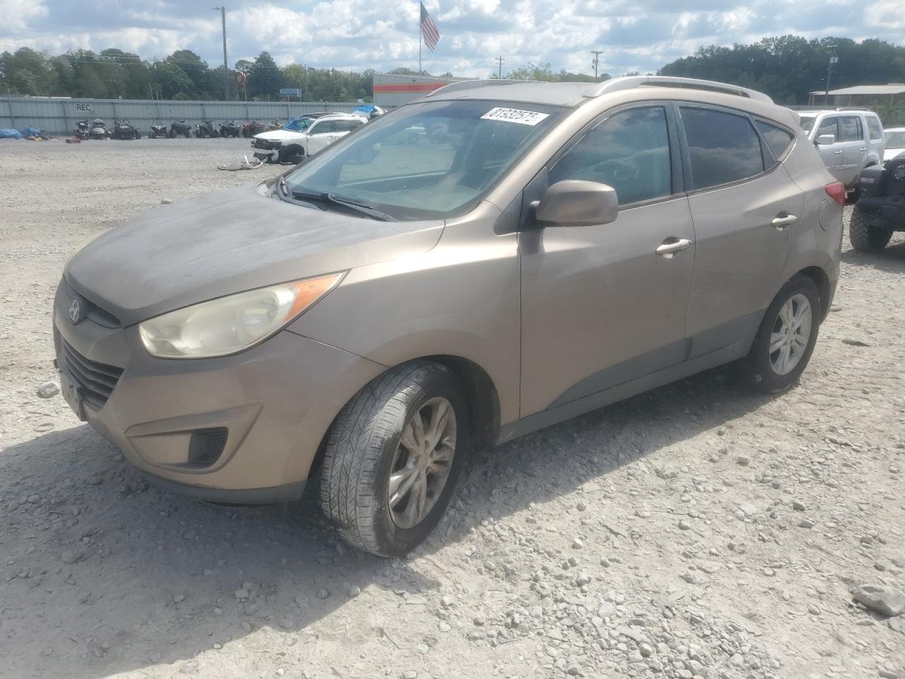  Salvage Hyundai TUCSON