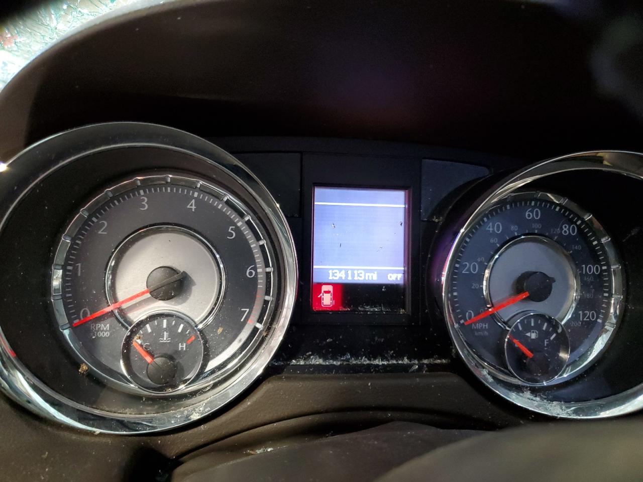 CHRYSLER TOWN & COUNTRY TOURING L