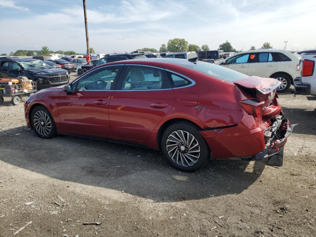 HYUNDAI SONATA HYBRID