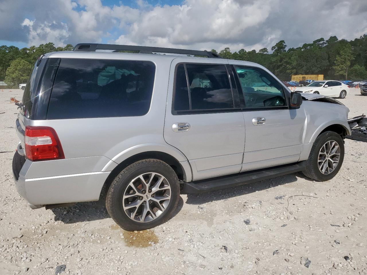 FORD EXPEDITION XLT