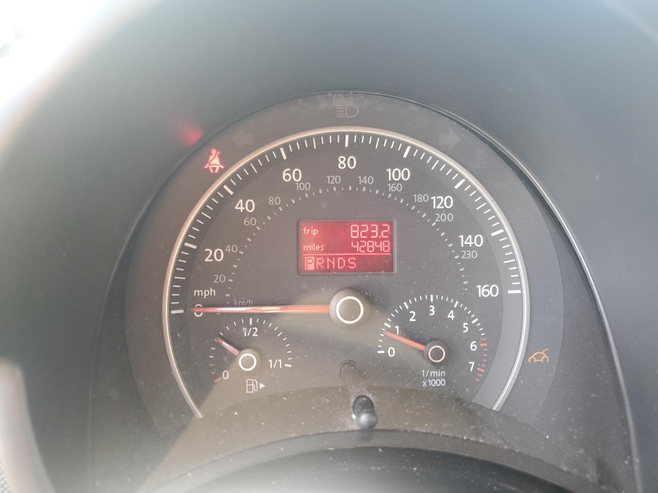 VOLKSWAGEN BEETLE NEW BEETLE