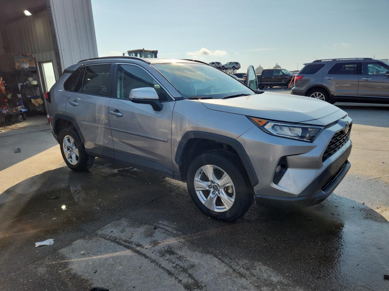 TOYOTA RAV4 XLE