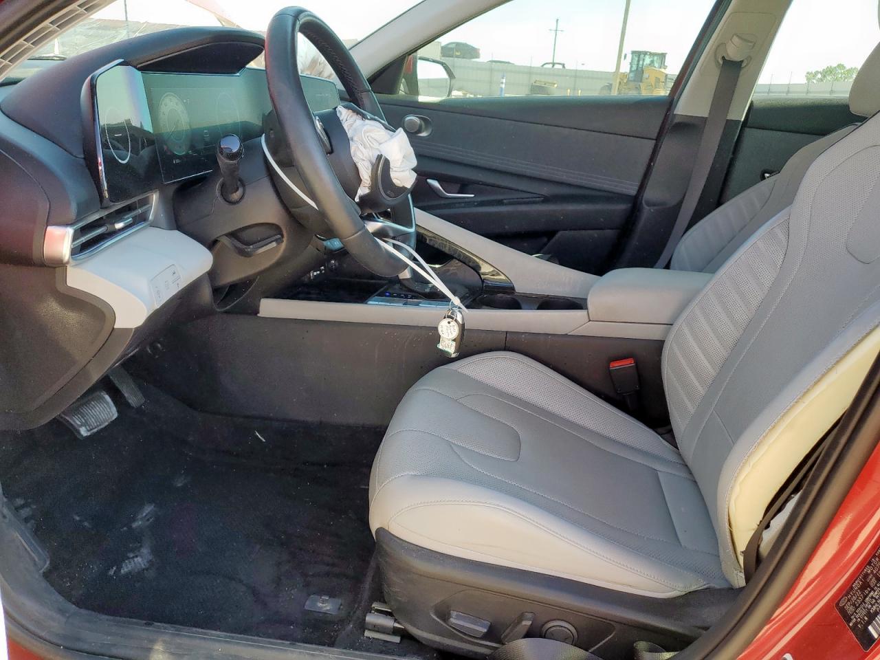 HYUNDAI ELANTRA LIMITED