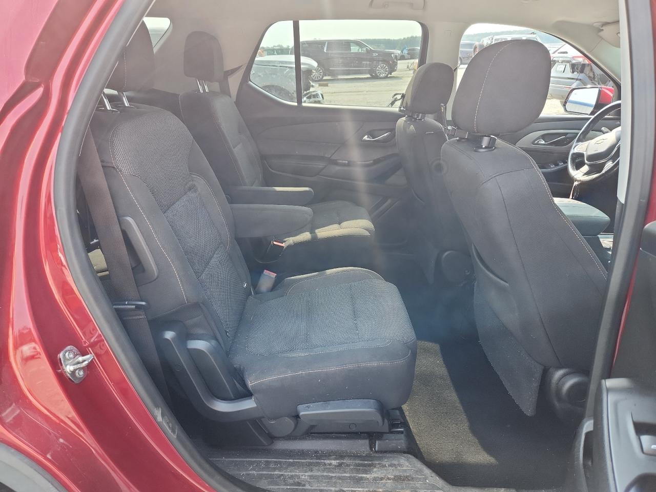 CHEVROLET TRAVERSE LT