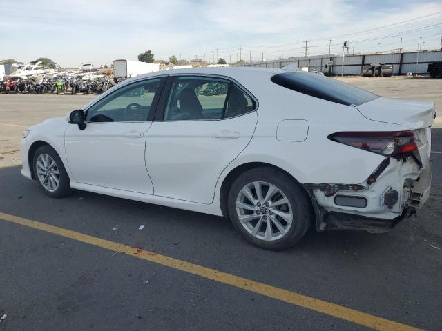 2021 TOYOTA CAMRY LE 4T1C11BK9MU044104