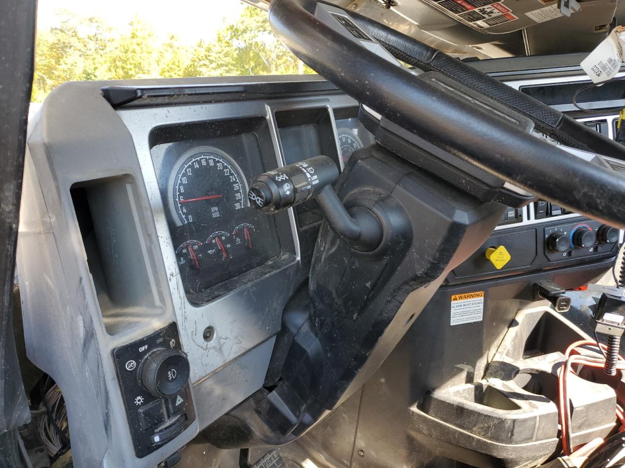 Lot #3280540135 2024 MACK GRANITE