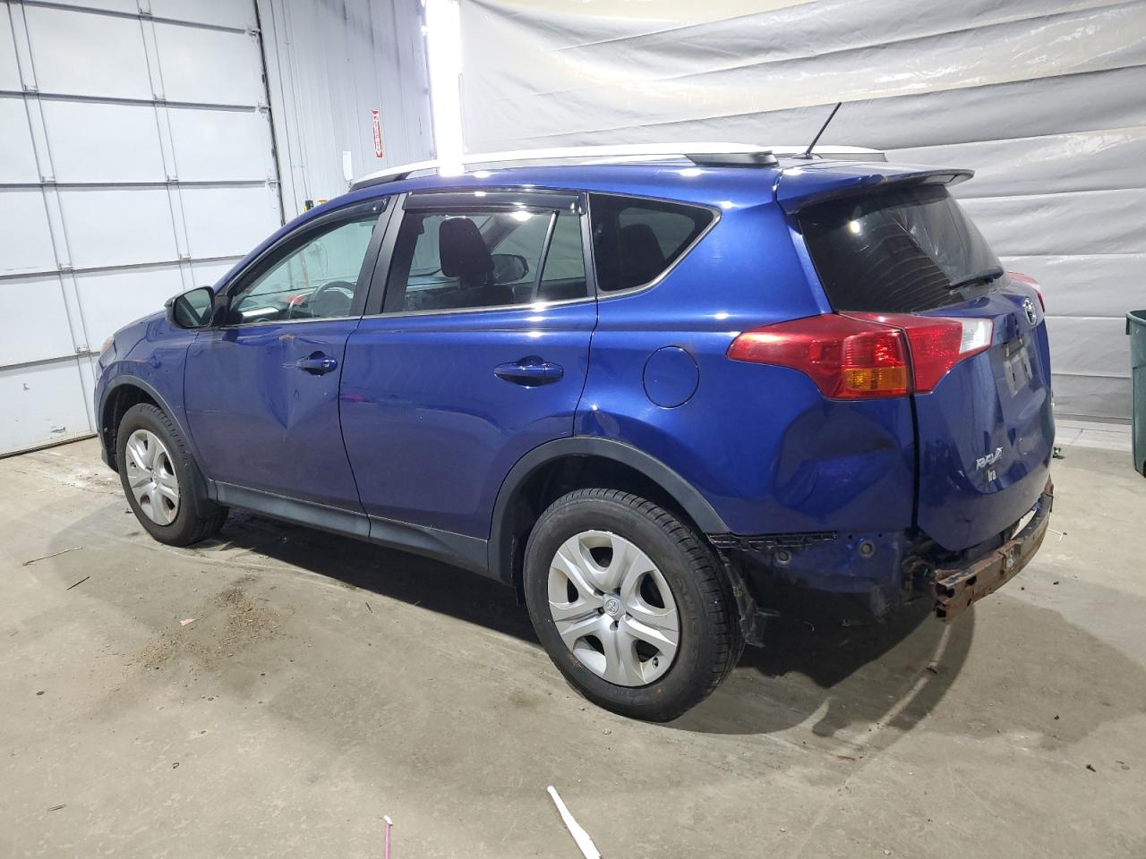 TOYOTA RAV4 LE