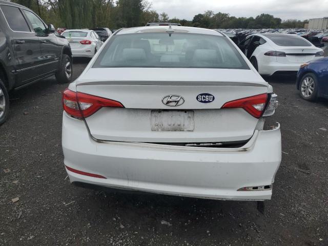 2016 HYUNDAI SONATA SE 5NPE24AF0GH286360