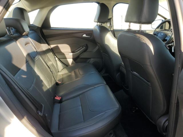 2016 FORD FOCUS SE 1FADP3F26GL227439