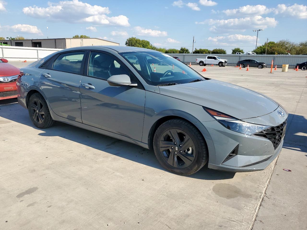 HYUNDAI ELANTRA BLUE