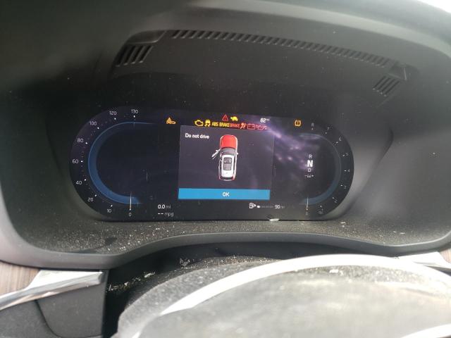 2022 VOLVO XC60 B5 MOMENTUM YV4L12RK8N1081872