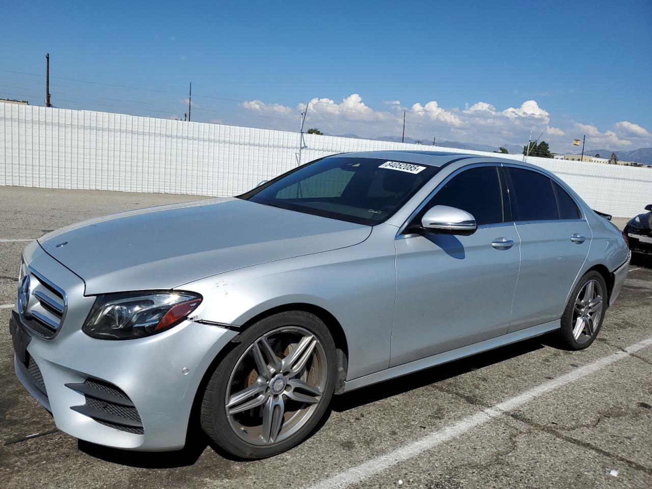 MERCEDES-BENZ E-CLASS 300