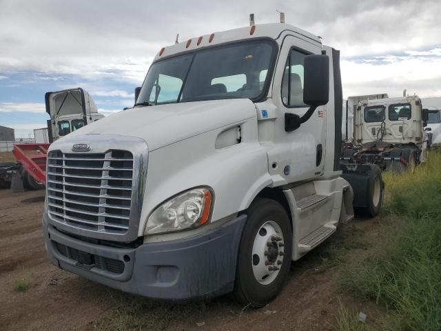 FREIGHTLINER CASCADIA 1 2016 white tractor diesel 3AKBGADV5GSHB2380 photo #3
