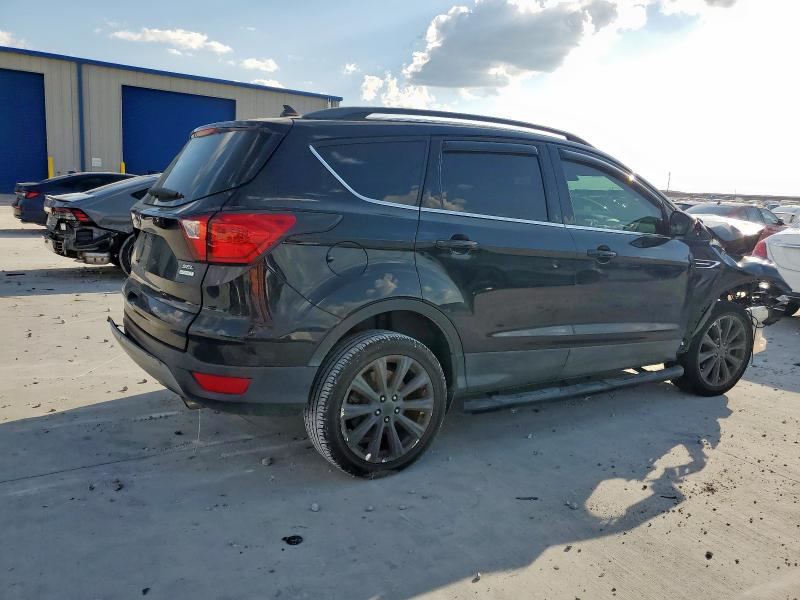 2019 FORD ESCAPE 1FMCU0HD8KUB56593