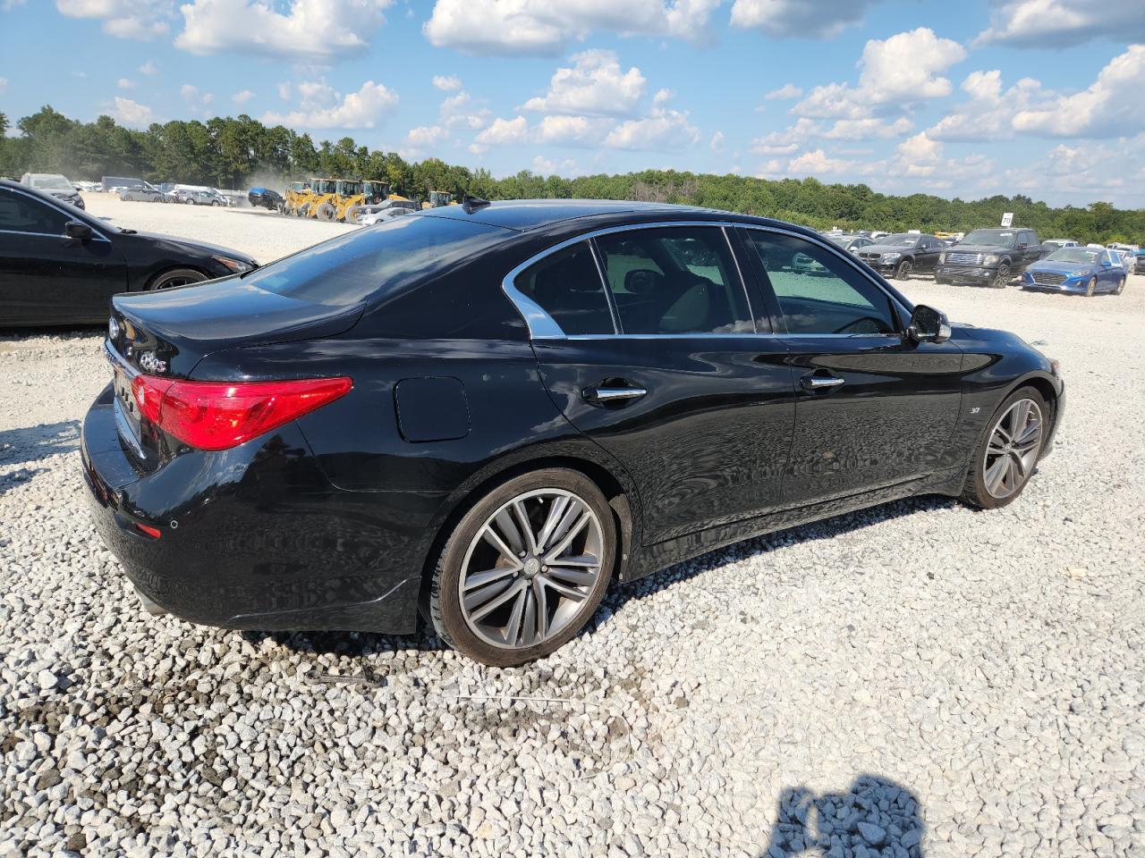 INFINITI Q50 BASE