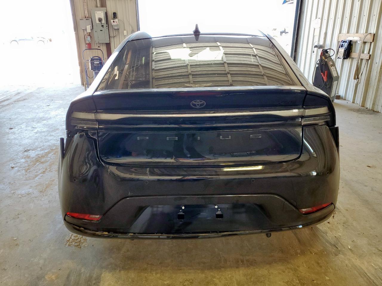 TOYOTA PRIUS PRIME SE