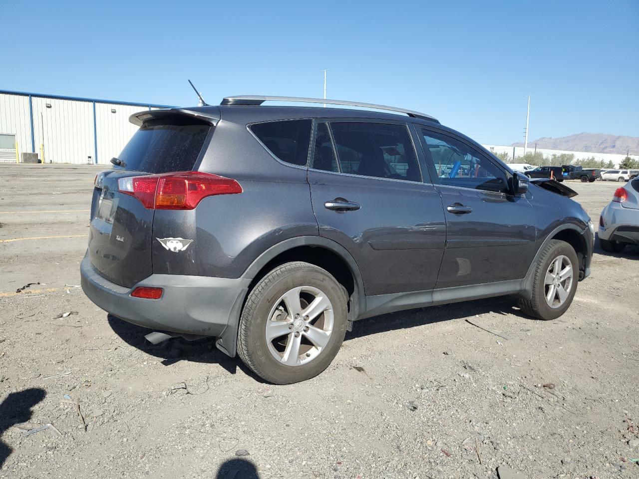 TOYOTA RAV4 XLE