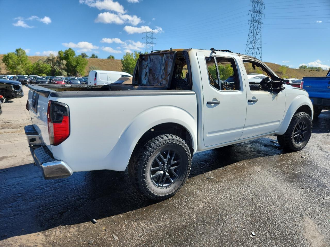 NISSAN FRONTIER S