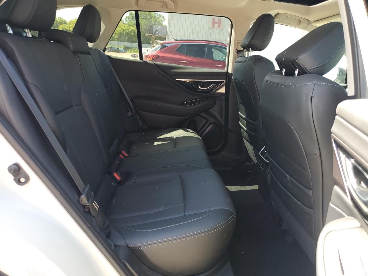 SUBARU OUTBACK LIMITED