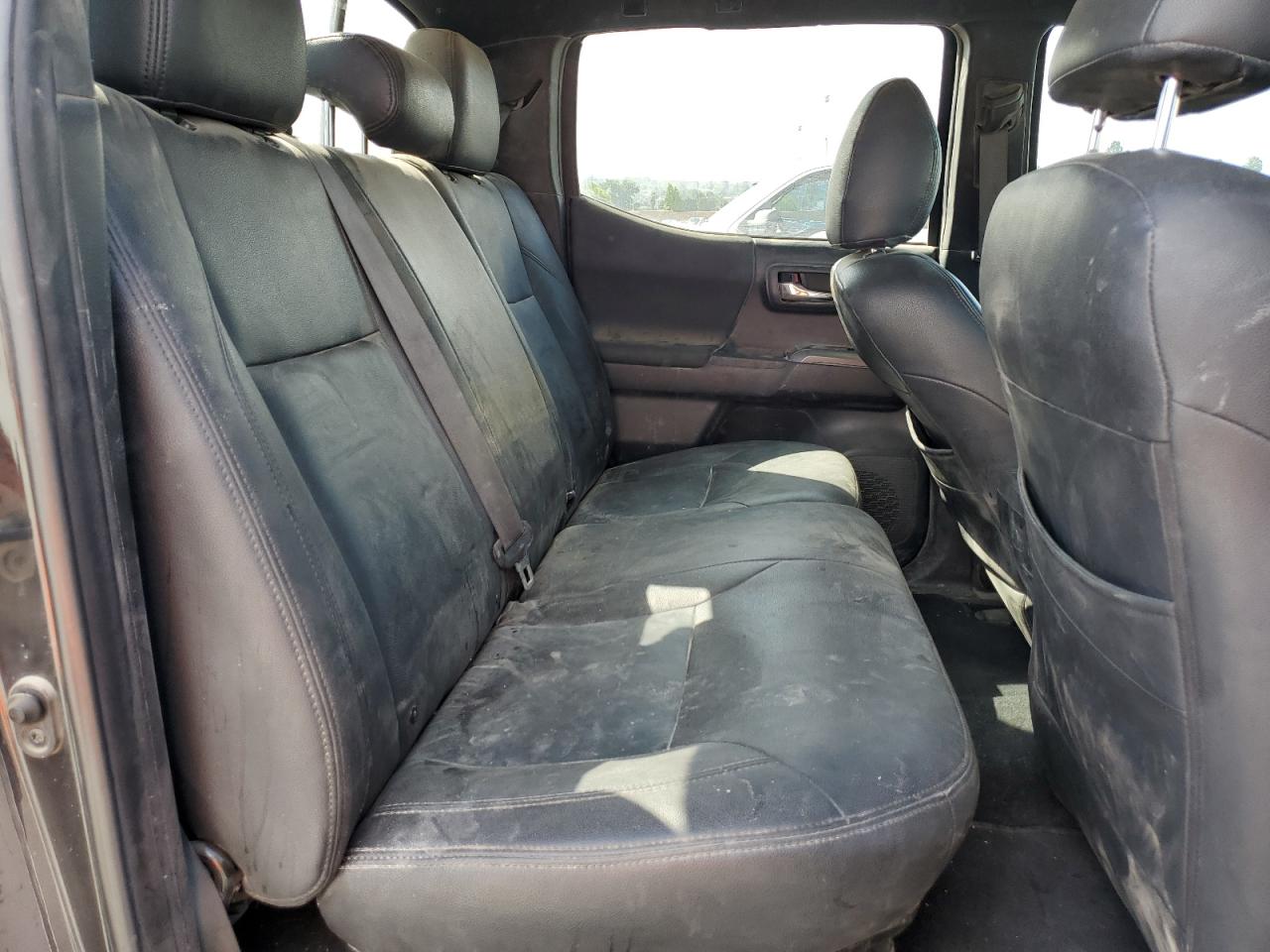 TOYOTA TACOMA DOUBLE CAB