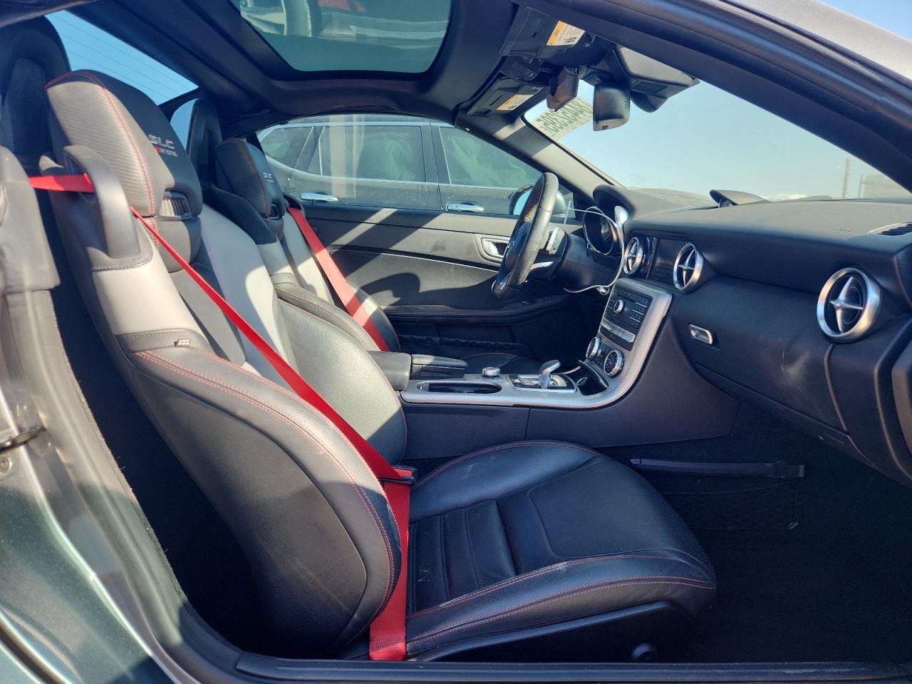 MERCEDES-BENZ SLC-CLASS 300