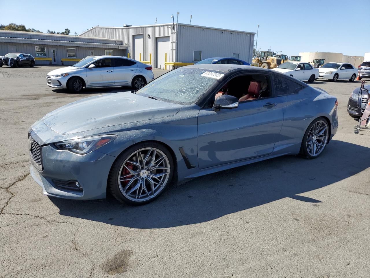 INFINITI Q60 RED SPORT 400