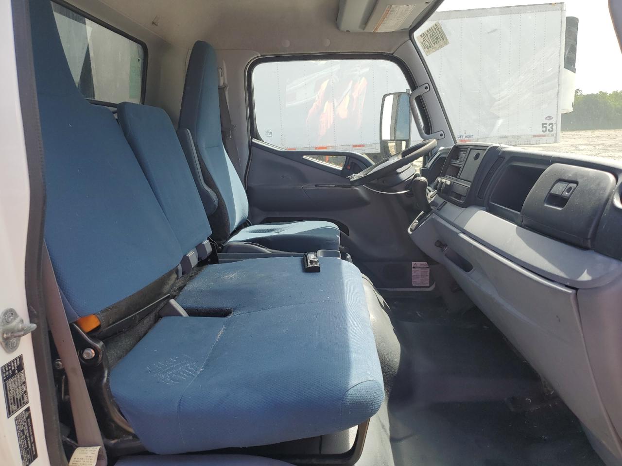 Lot #3246814854 2014 MITSUBISHI FE FEC52S