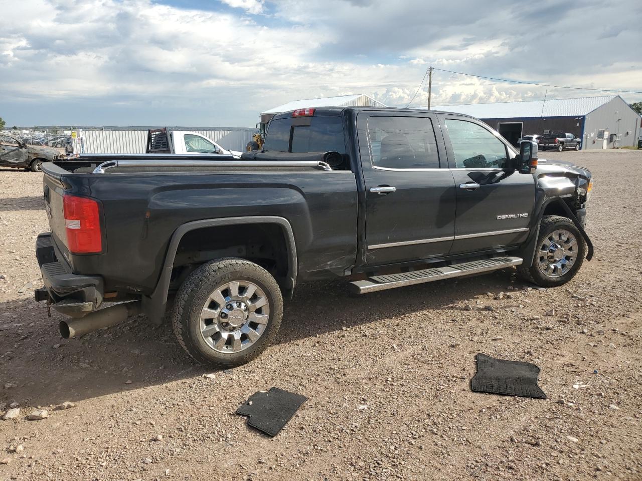 GMC SIERRA K2500 DENALI