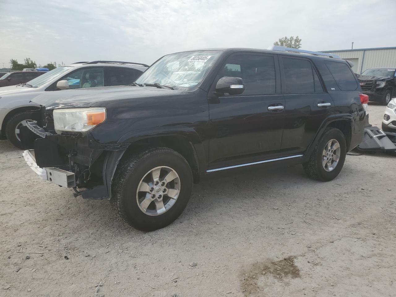 TOYOTA 4RUNNER SR5