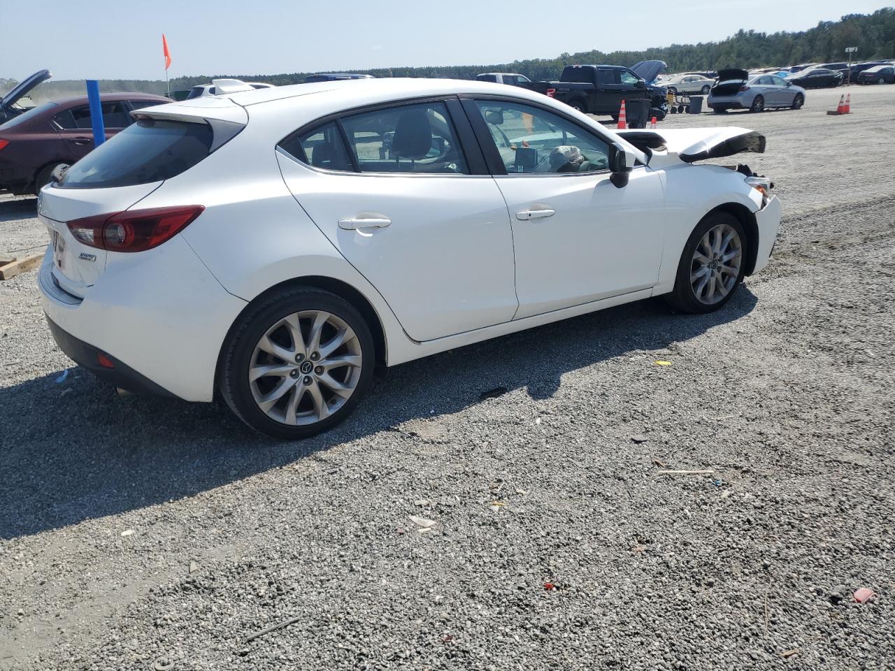 MAZDA 3 GRAND TOURING