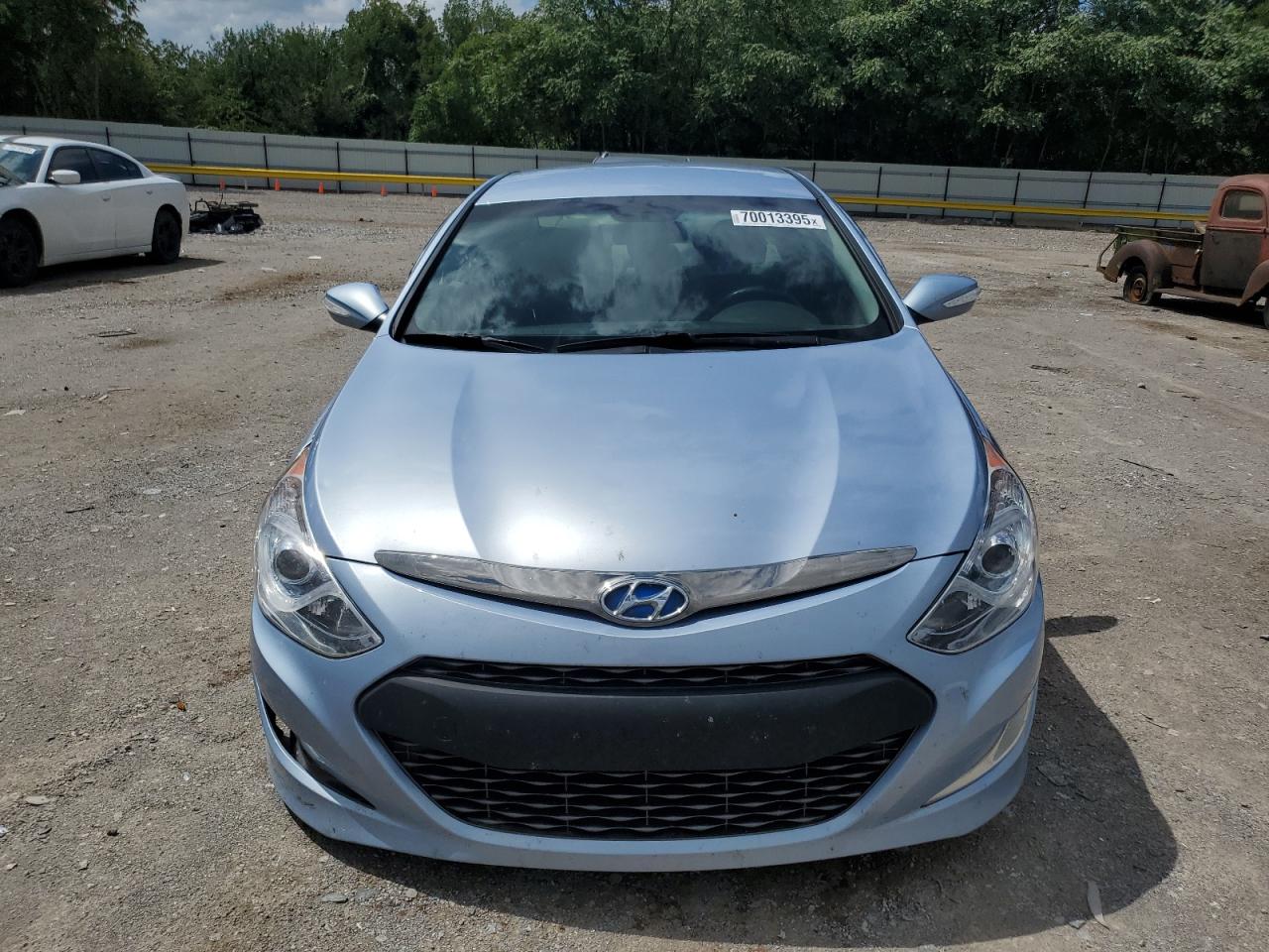 HYUNDAI SONATA HYBRID