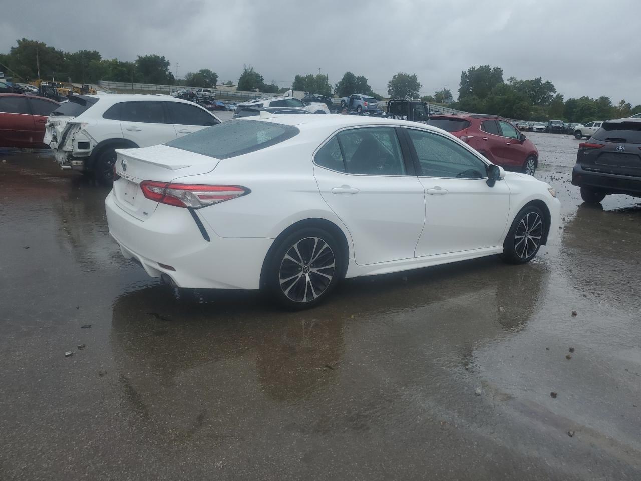 TOYOTA CAMRY L