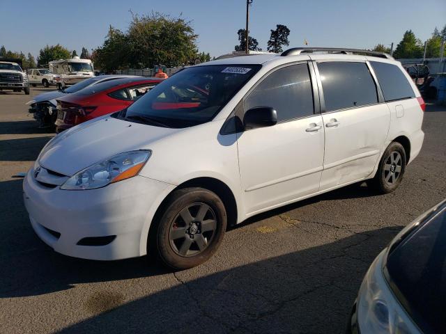 TOYOTA SIENNA CE
