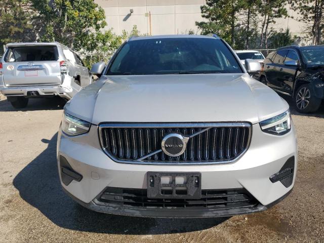 2024 VOLVO XC40 CORE YV4L12UK9R2335841