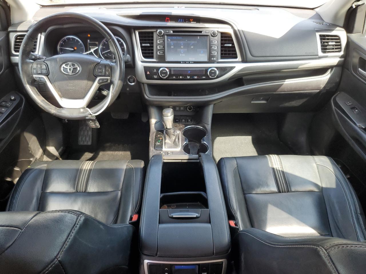 TOYOTA HIGHLANDER SE